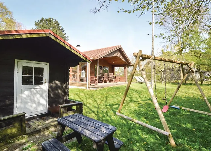 Ferienhaus Three-bedroom In *