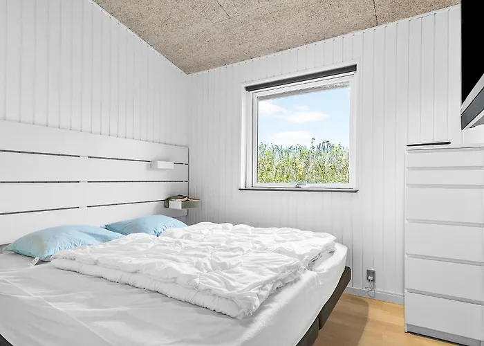 Three-bedroom In Ferienhaus